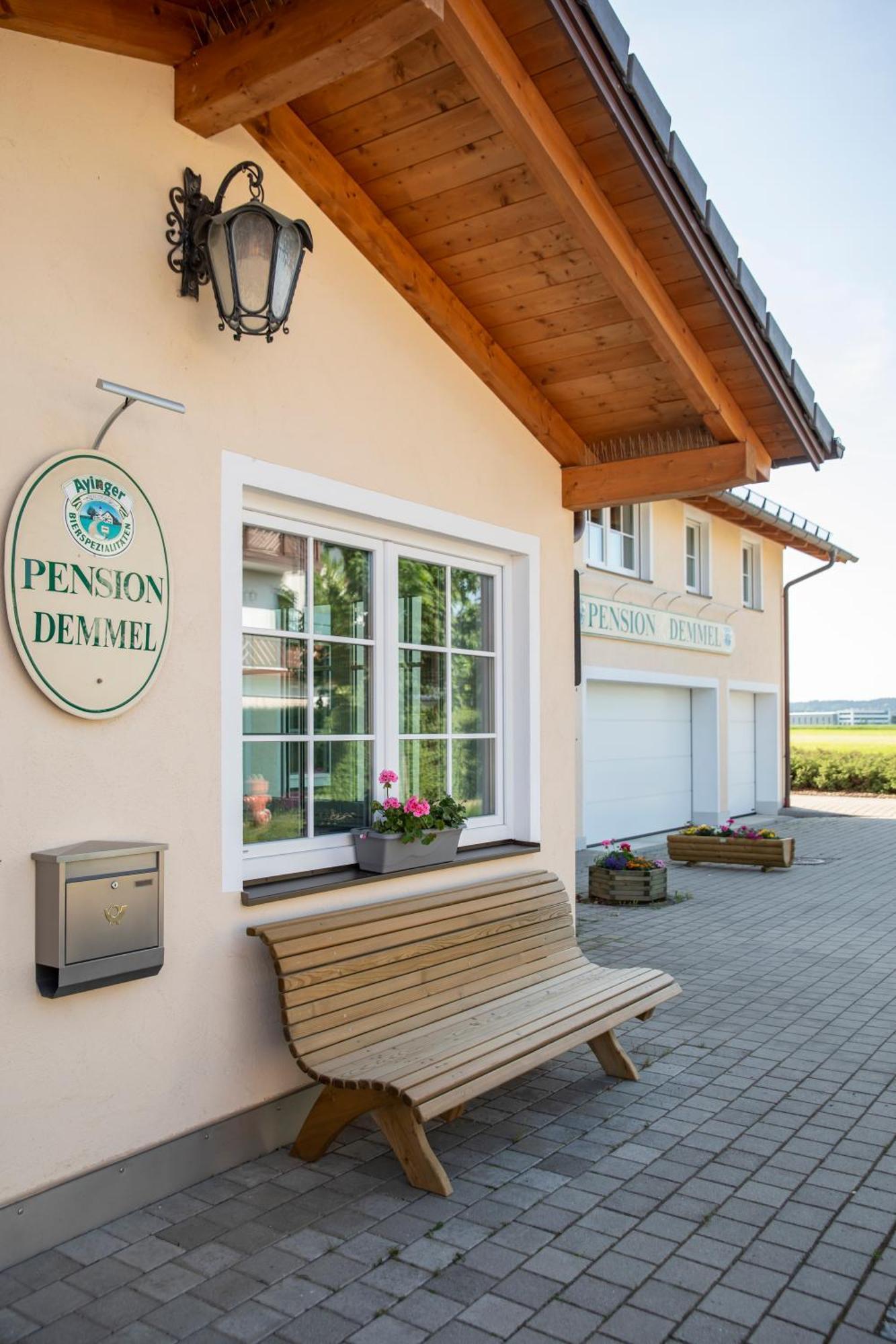 Pension Demmel Bruckmühl Eksteriør billede